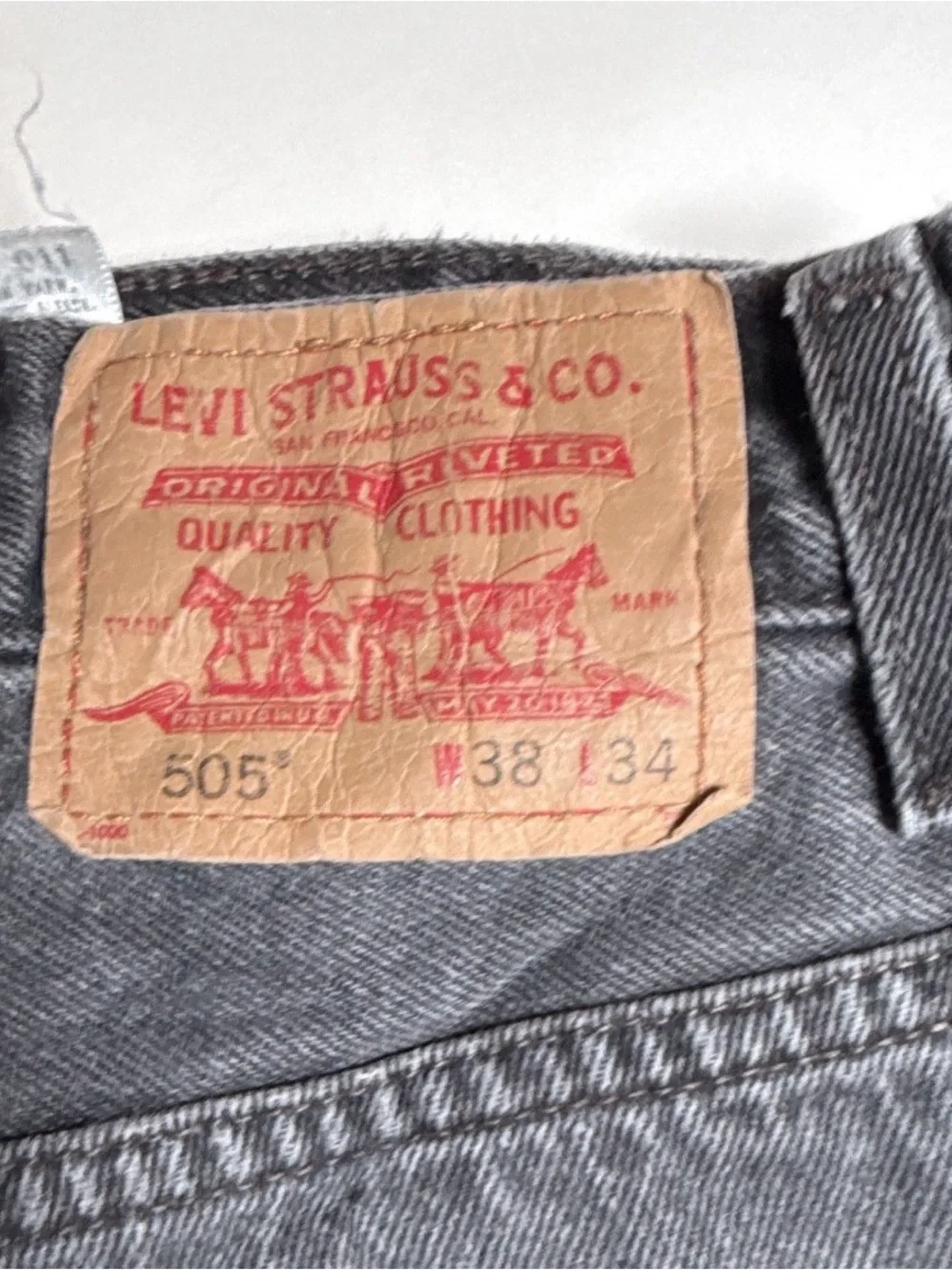 Levi's 505 Men's Washed Charcoal Black Slim Straight Denim Jeans 38x34